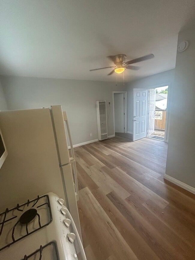 Building Photo - 522 Jefferson Ave