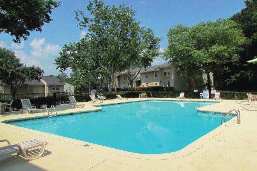 Glen Hollow 3859 Flat Shoals Pky Decatur GA 30034 Apartment Finder