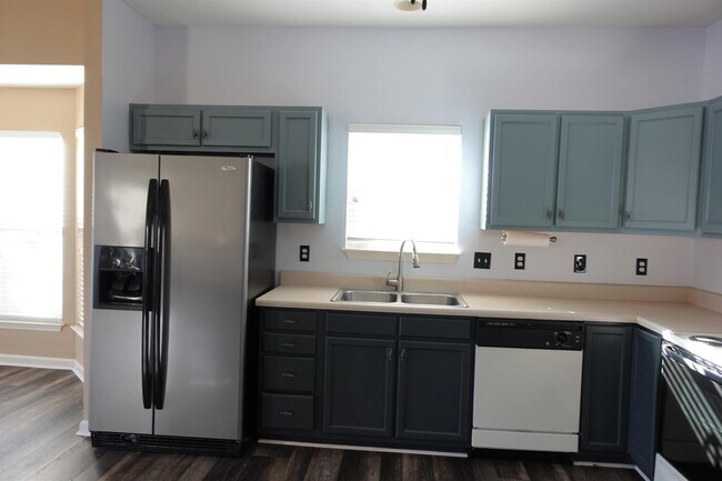Building Photo - 233 Highgate Cir