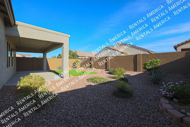 Building Photo - 5653 W Valor Way
