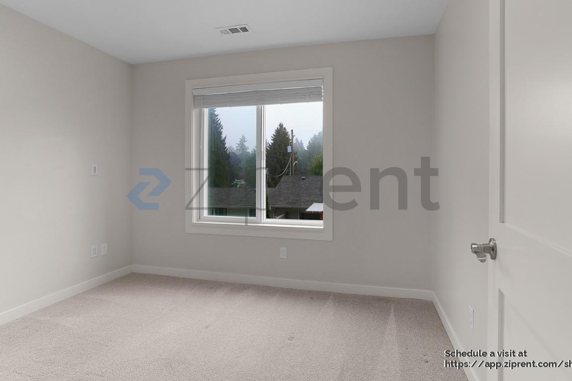 Building Photo - 13449 14th Ave S