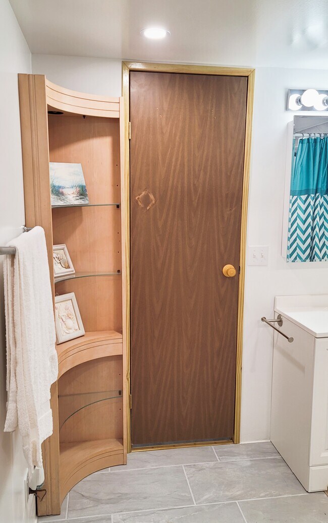 Bathroom - 18739 NE 238th Ter