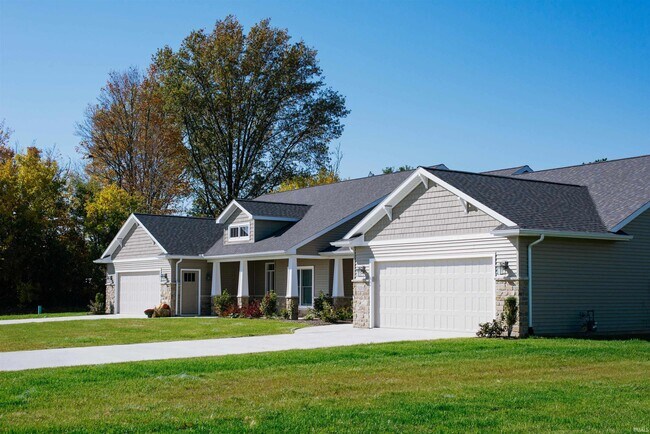 Building Photo - 3211 W Bartlett Dr