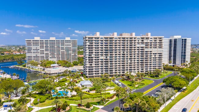 Building Photo - 4301 N Ocean Blvd