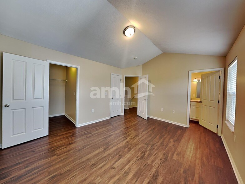 Building Photo - 3662 Bracknell Forest Dr
