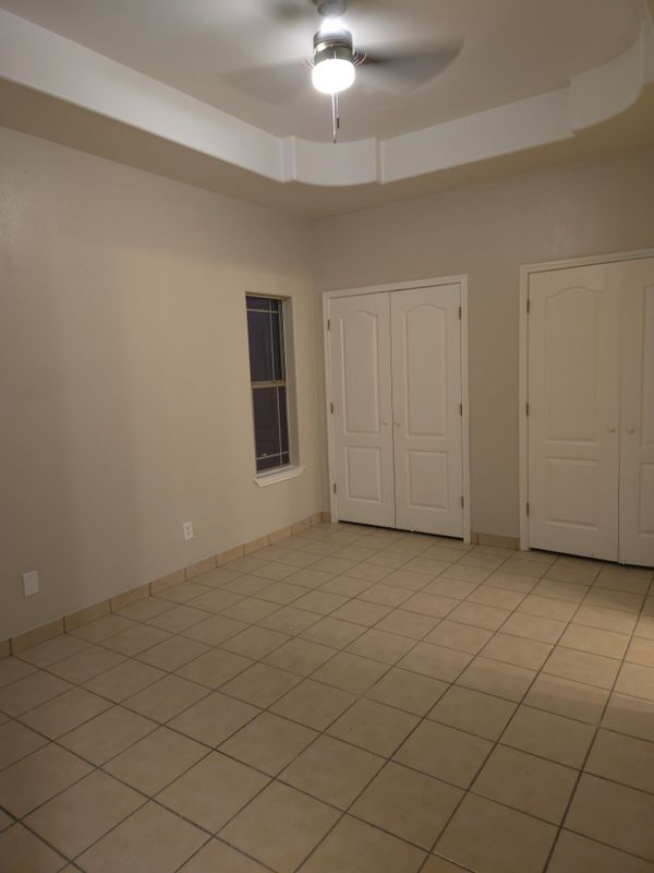 Building Photo - 9335 Los Olmos Dr