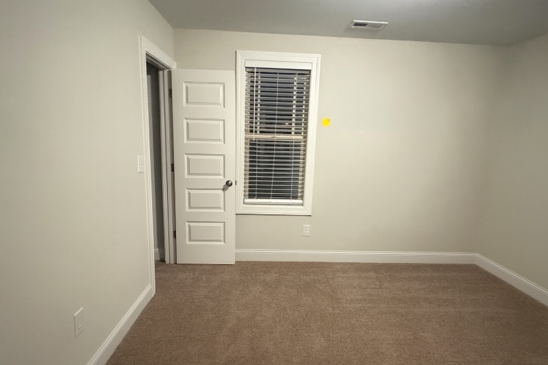 Building Photo - 80 Delta Pl