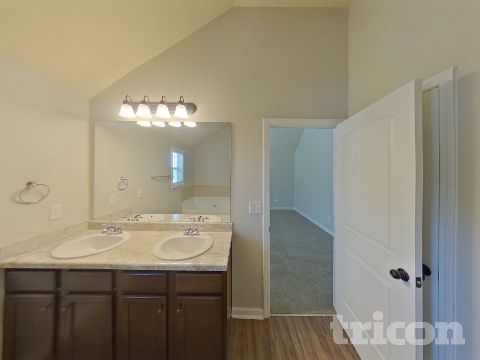 Building Photo - 11039 Shadow Creek Terrace