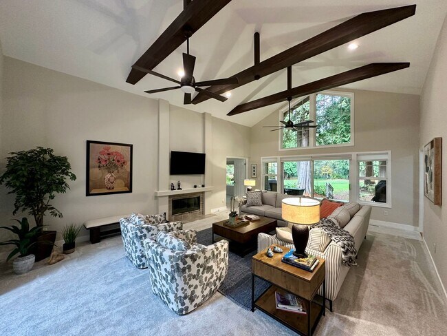 Building Photo - 9048 Gleneagle Dr