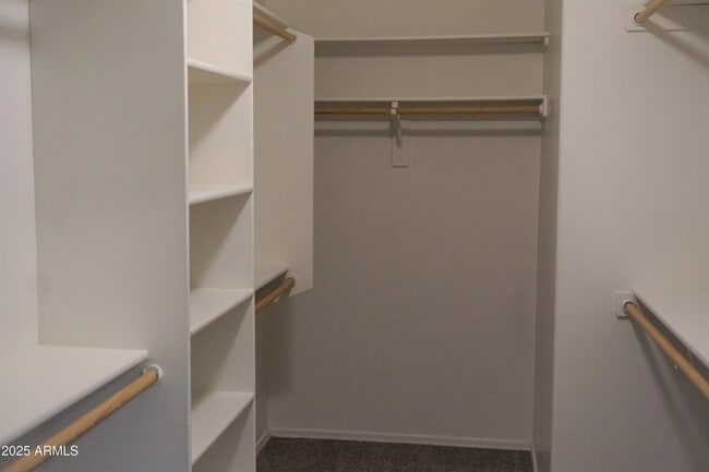 Building Photo - 1517 Skyline Ave