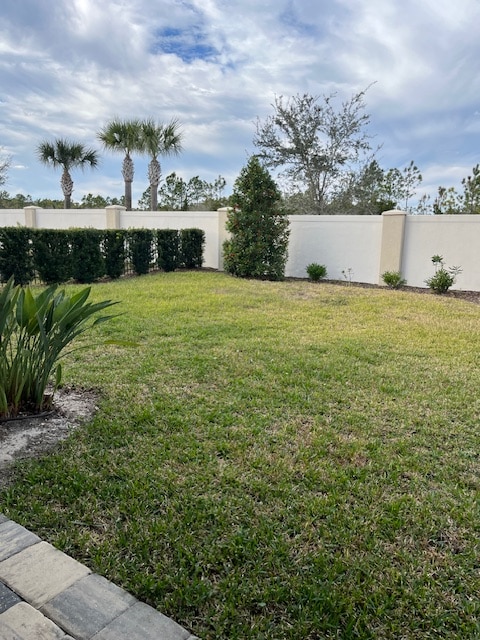 Building Photo - 20 Del Palma Dr