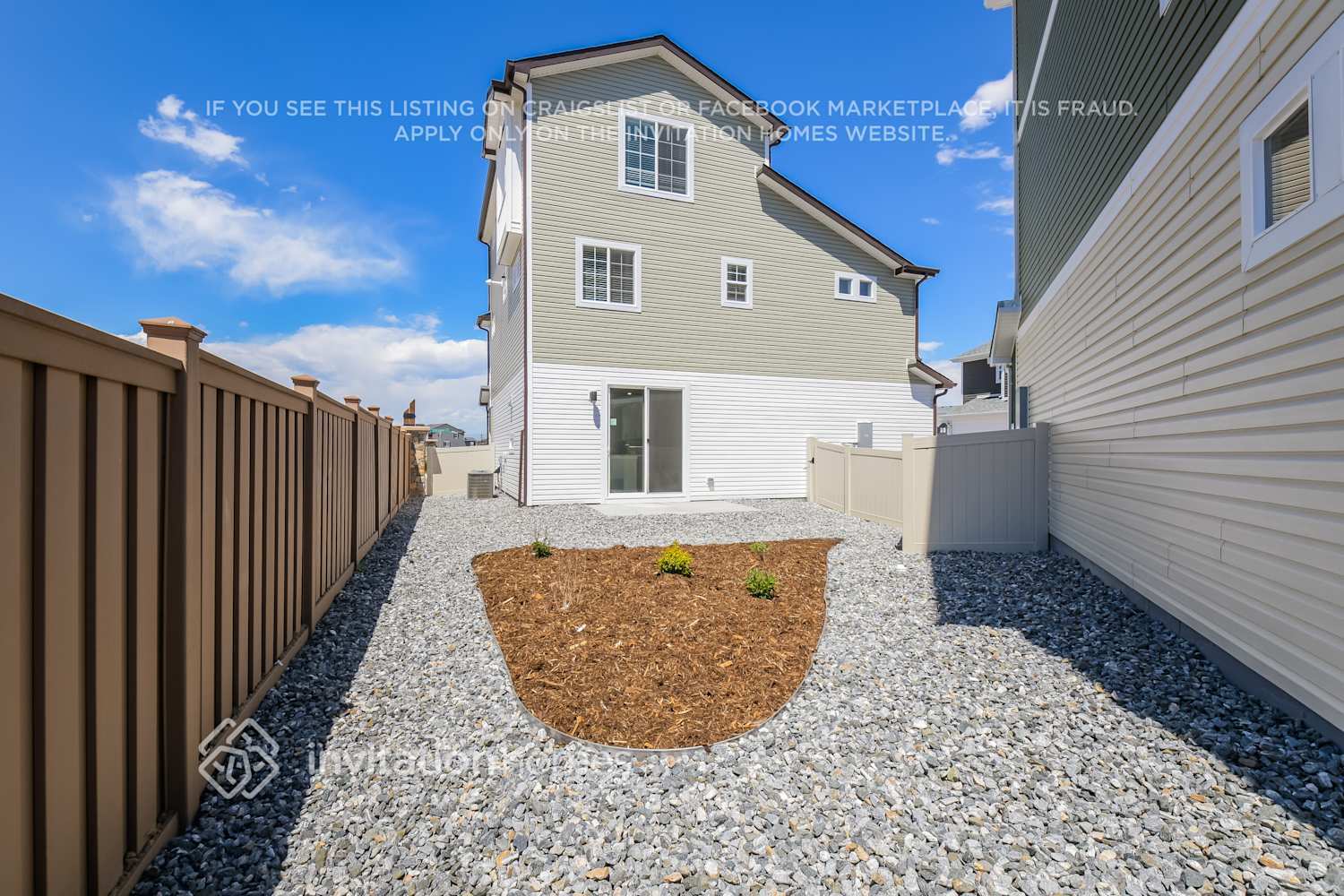 Building Photo - 3341 Streamwood Dr