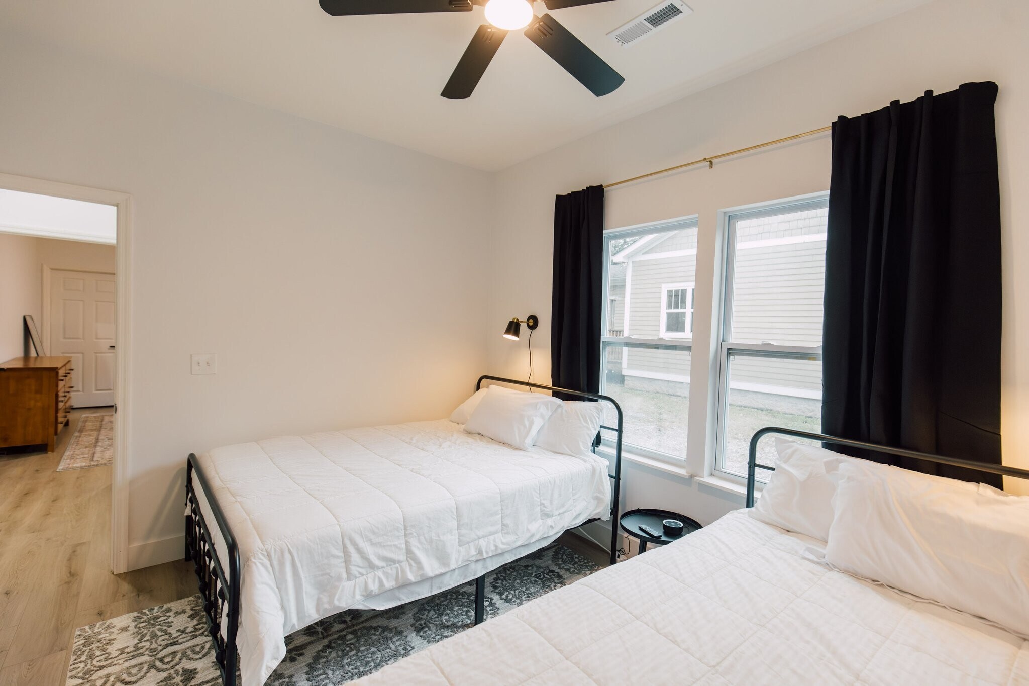 Building Photo - 215 Kerr Ave