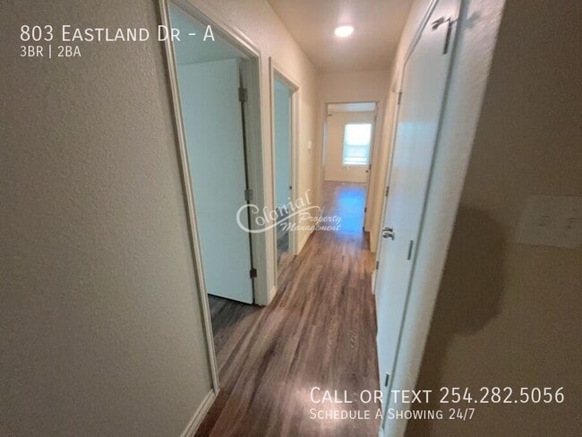 Building Photo - 803 Eastland Dr