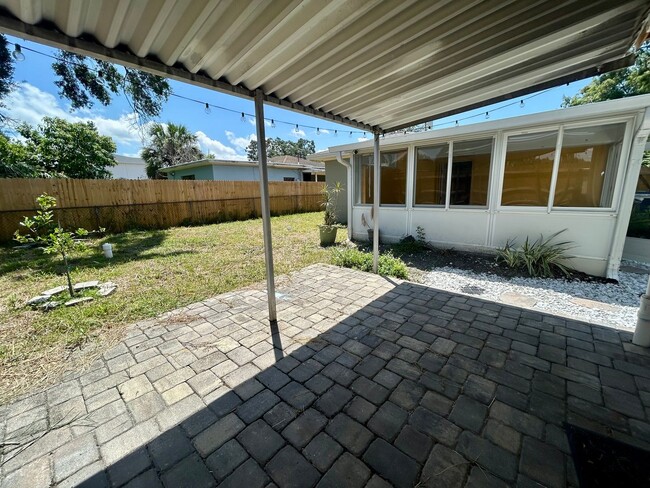 Building Photo - Charming 3BR/2BA Home for Rent – Prime Tam...