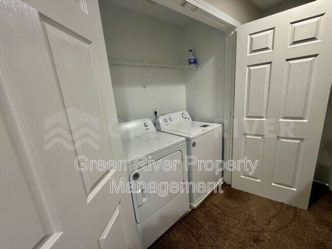 Building Photo - Calming Water Dr 1500