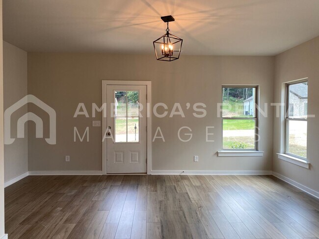 Building Photo - Home for Rent in Odenville, AL! COMING SOO...