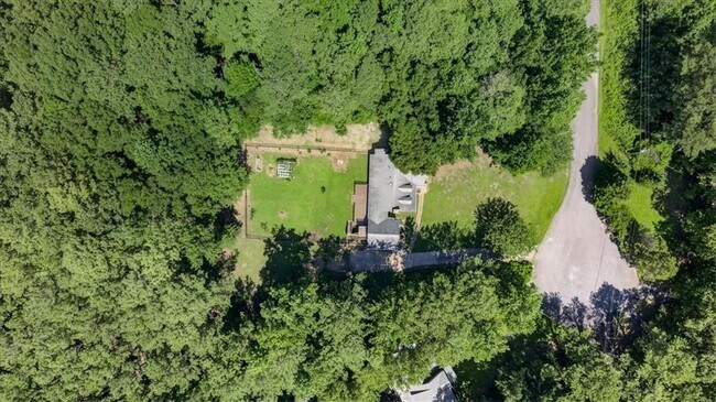 Building Photo - 115 Hubbard Dr