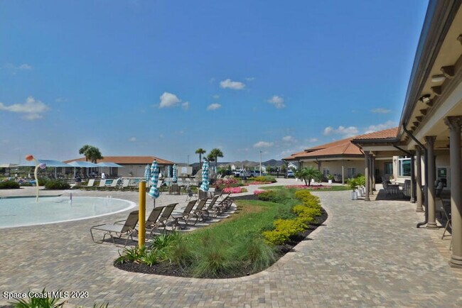 Building Photo - 8504 Loren Cove Dr