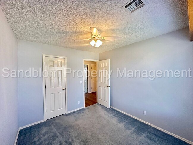 Building Photo - For Lease | Broken Arrow | Available Now!