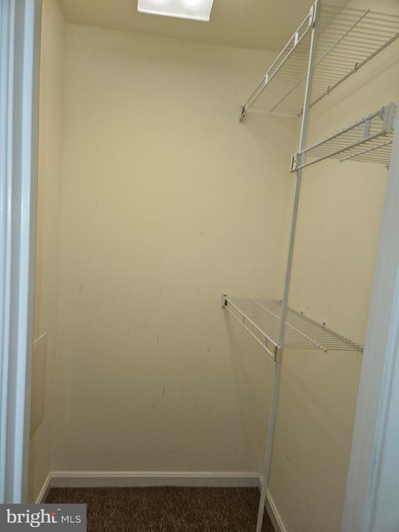 Building Photo - 21845 Baldwin Square