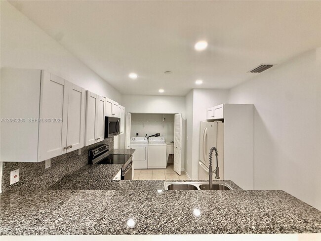 Building Photo - 13421 SW 280th Terrace