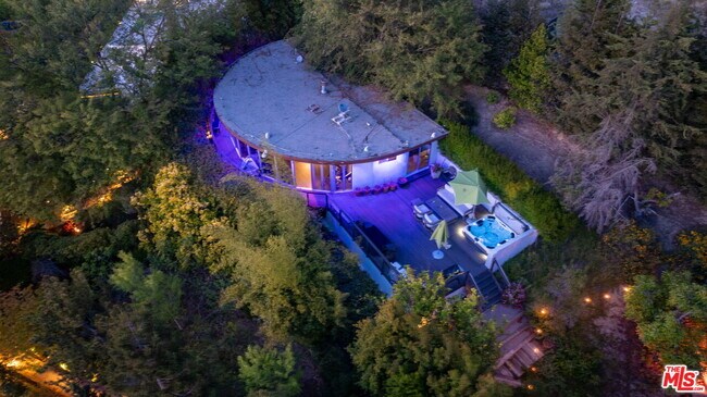 Building Photo - 2644 Eden Pl