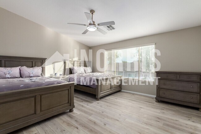 Building Photo - Beautiful Large Furnished Home w/A Pool