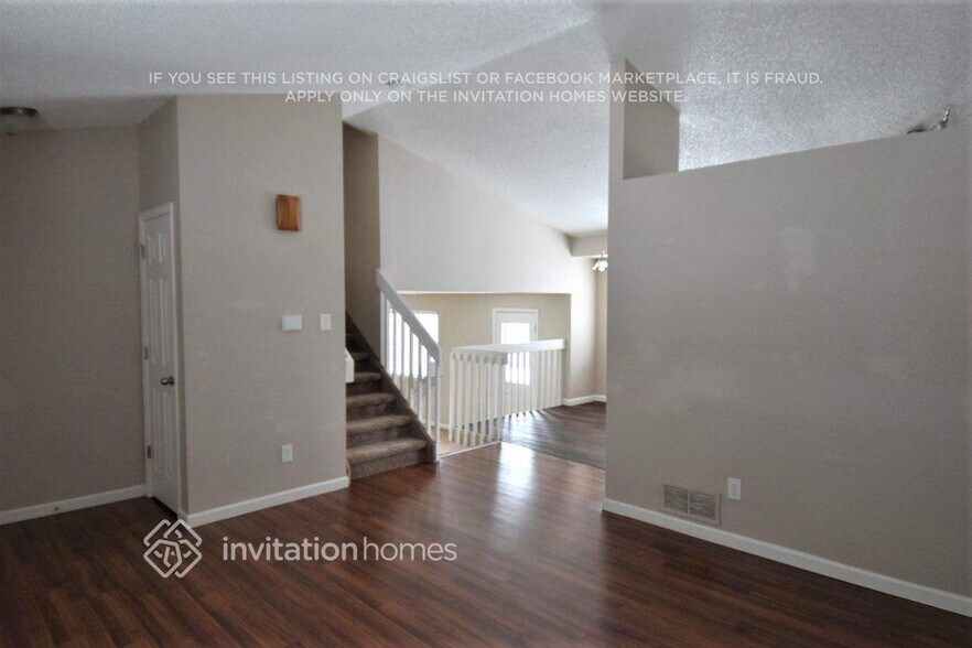 Building Photo - 12040 Grape Way