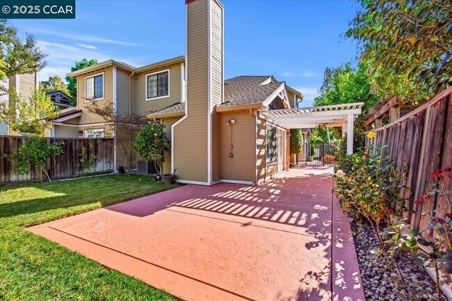 Building Photo - 1156 Tiffany Ln