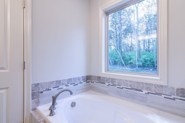 Building Photo - 1031 C P Stewart Blvd