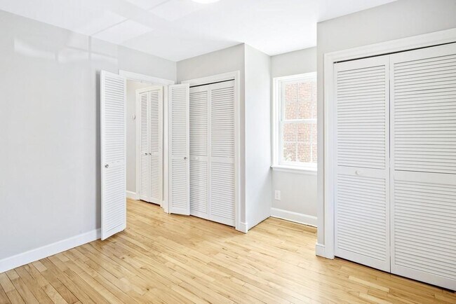 Building Photo - 23 Hammond Pond Pkwy