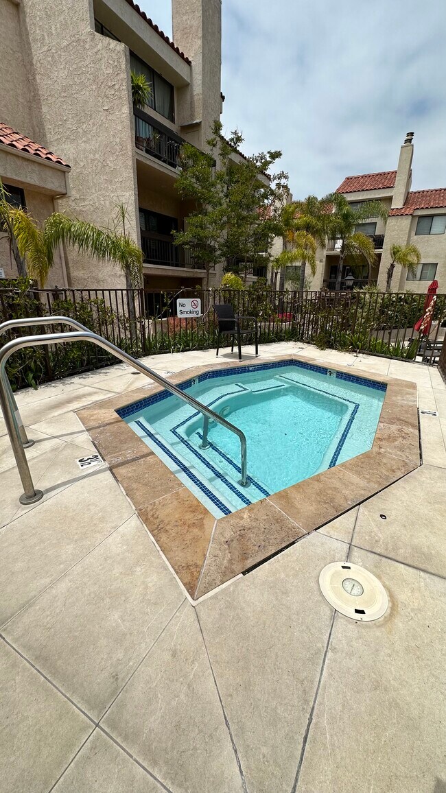 Main Spa - 8180 Manitoba St