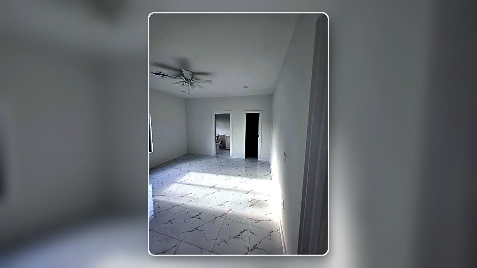 Building Photo - 417 N Deerfield Ave