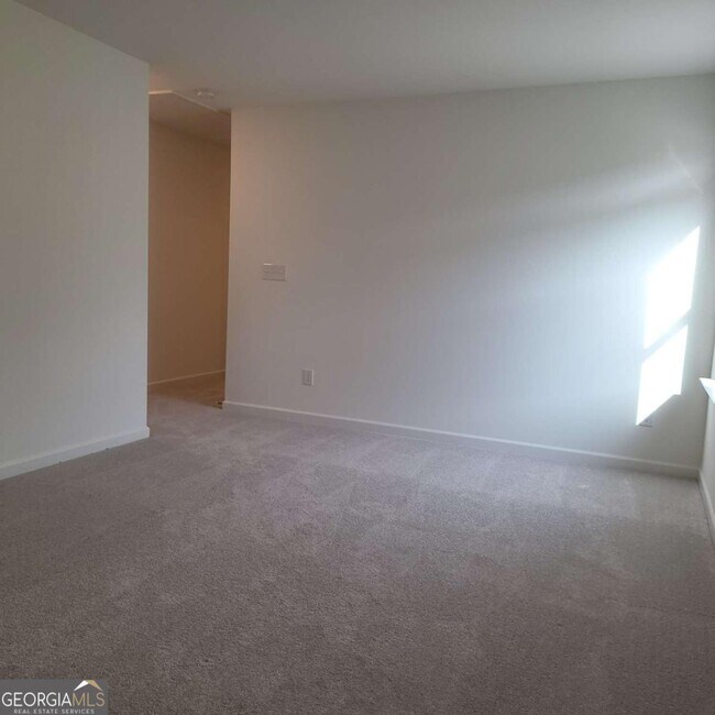 Building Photo - 448 Golden Eagle Pkwy