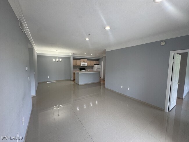 Building Photo - 11530 Villa Grand