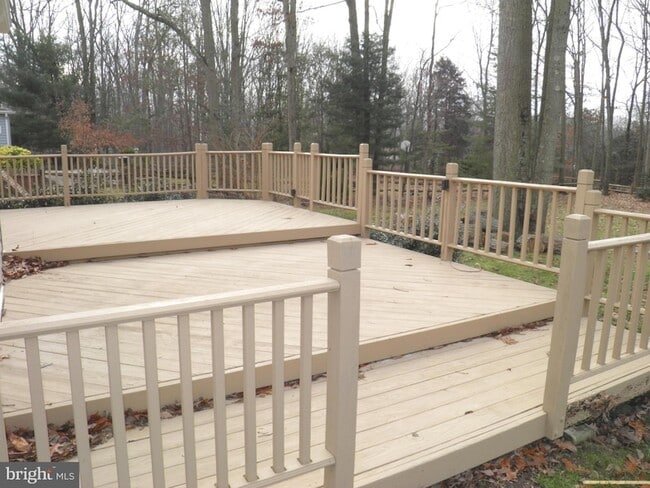 Building Photo - 1717 Red Oak Rd