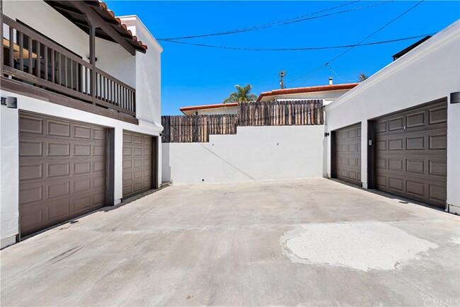 Building Photo - 259 Avenida Granada
