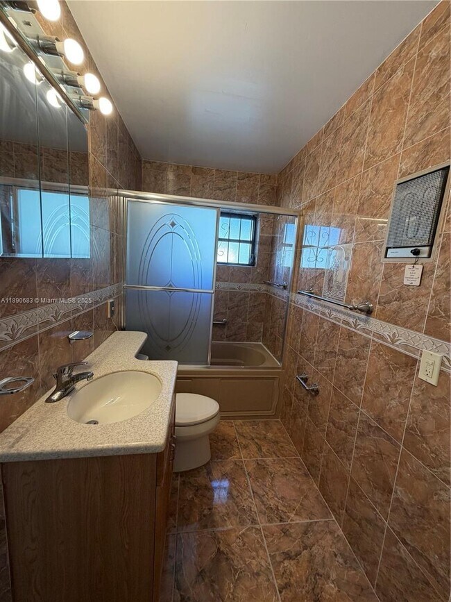 Building Photo - 2531 NW 152nd Terrace