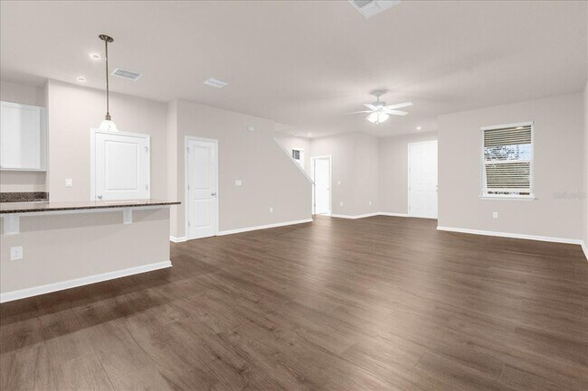 Building Photo - 6162 Glory Bower Dr