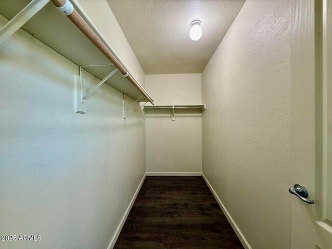 Building Photo - 1520 N 80th Dr