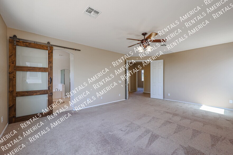 Building Photo - 3117 W Espartero Way