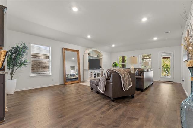 Building Photo - 3319 Everly Dr