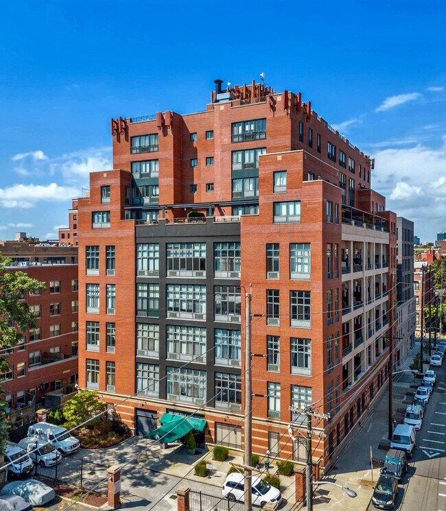 Building Photo - 205 10th St
