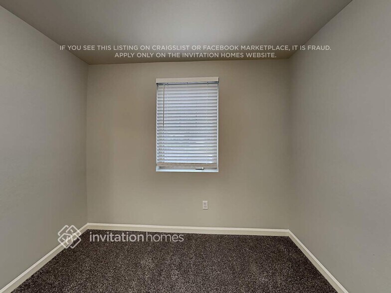 Building Photo - 4007 201st St E