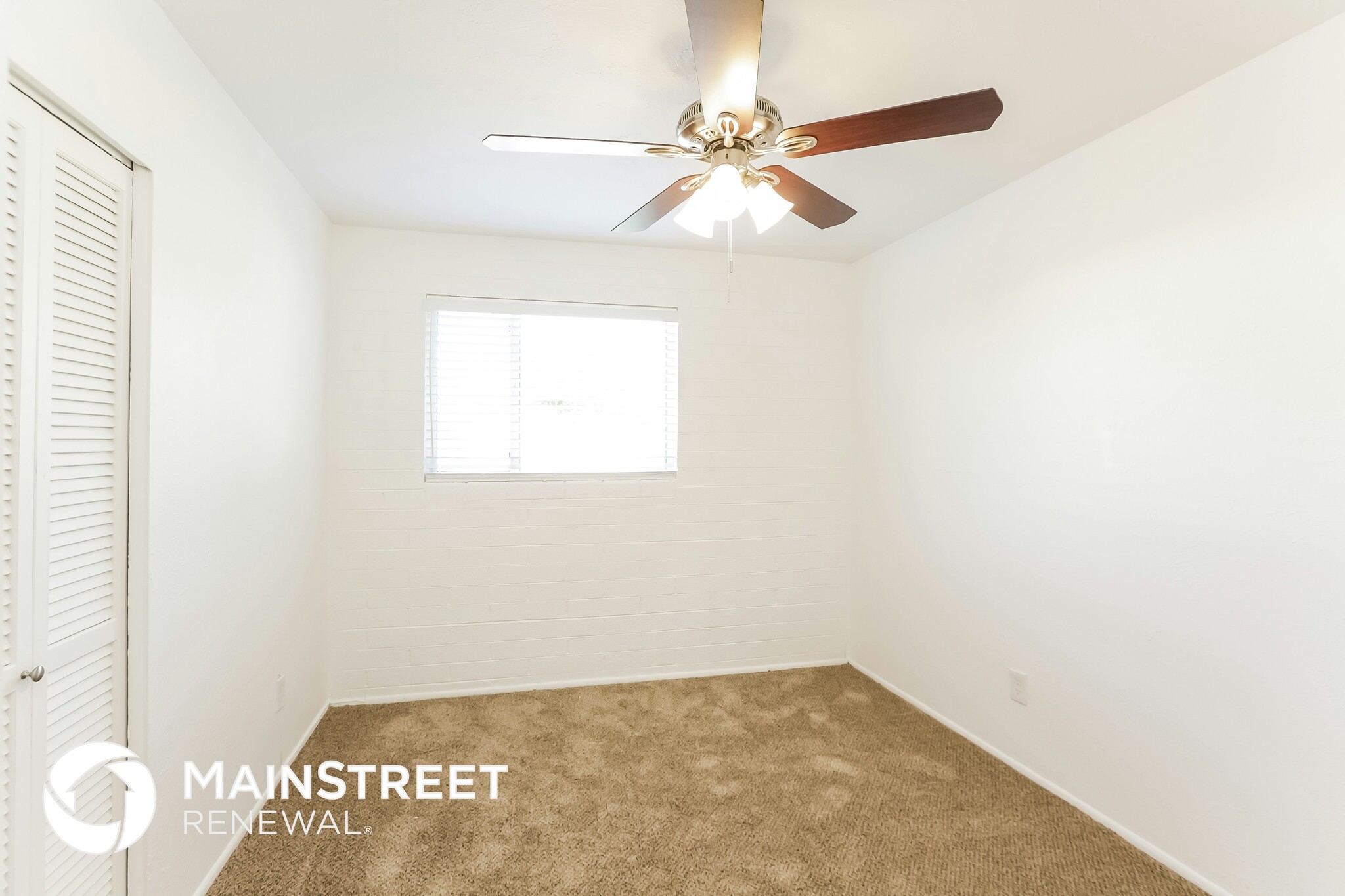 Building Photo - 2956 N 50th Dr