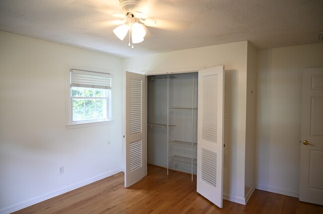 Building Photo - 1265 Penny Cir