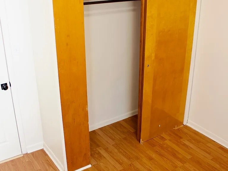 Building Photo - 202 1st St