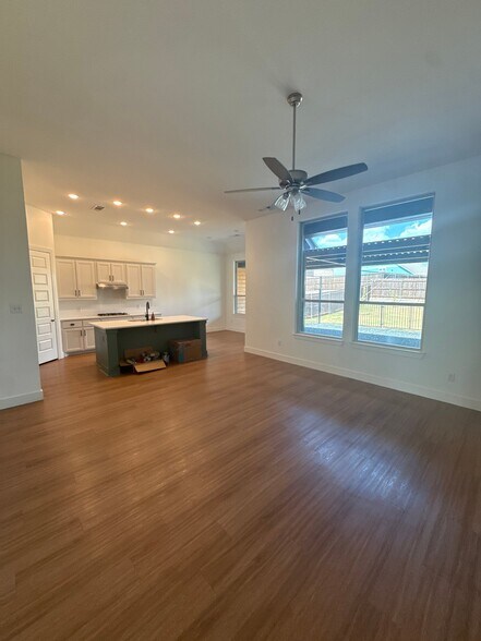 Building Photo - 5075 Brooklet Blvd