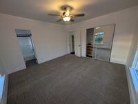 Building Photo - 208 D Ave